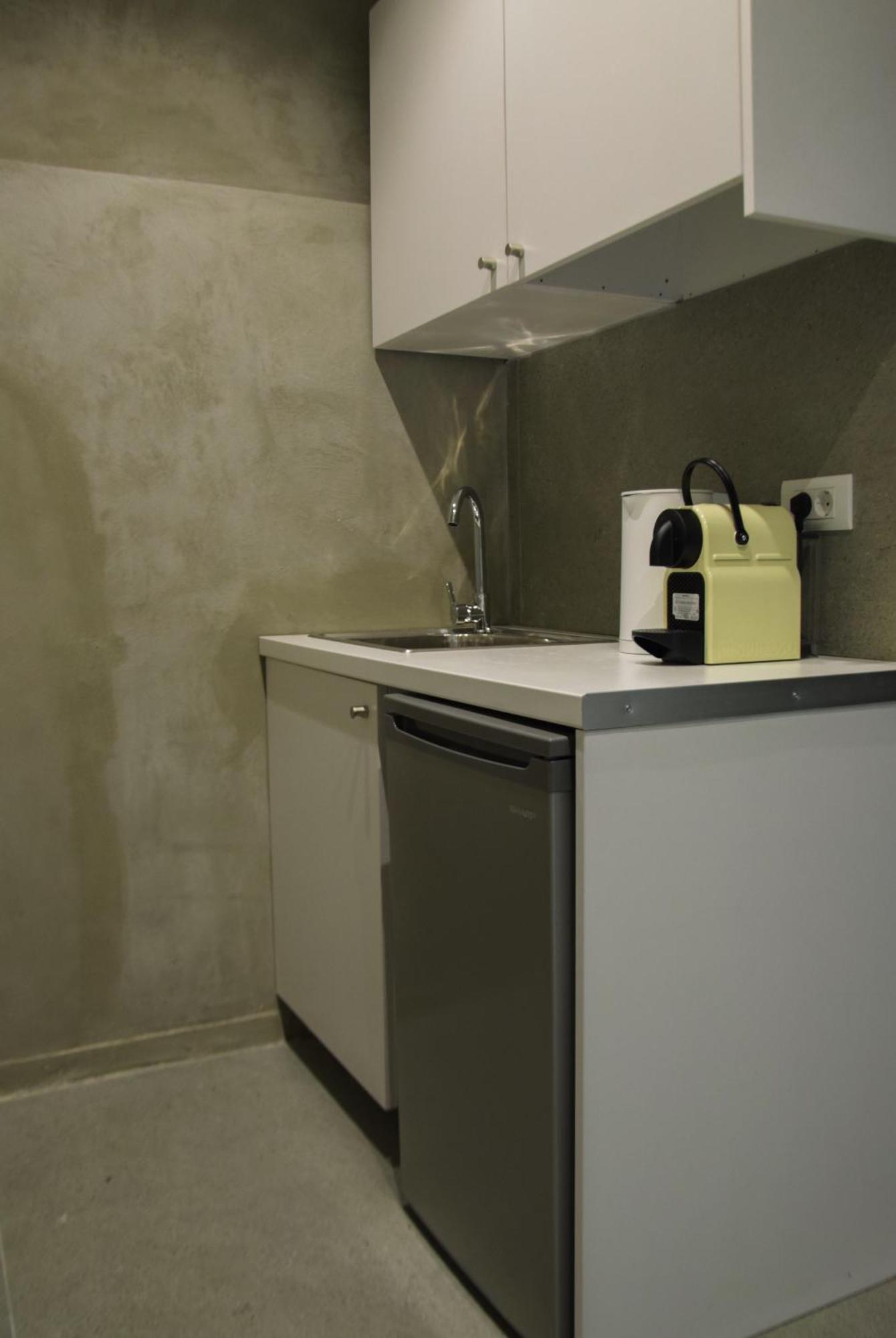 99 Adrianou Apartments Афіни Екстер'єр фото